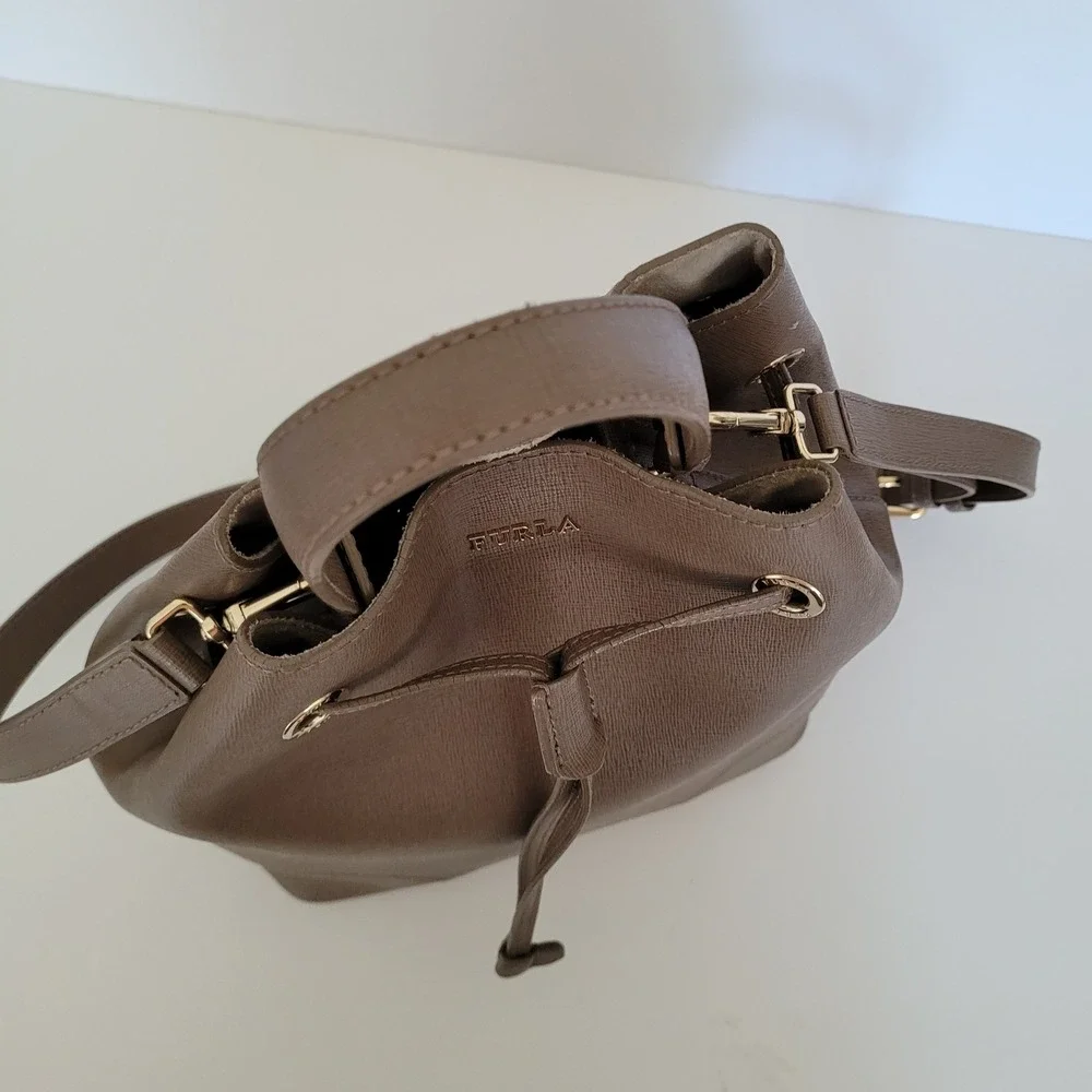 Furla Stacy Saffiano Leather Bucket Bag Taupe Brown Drawstring Crossbody